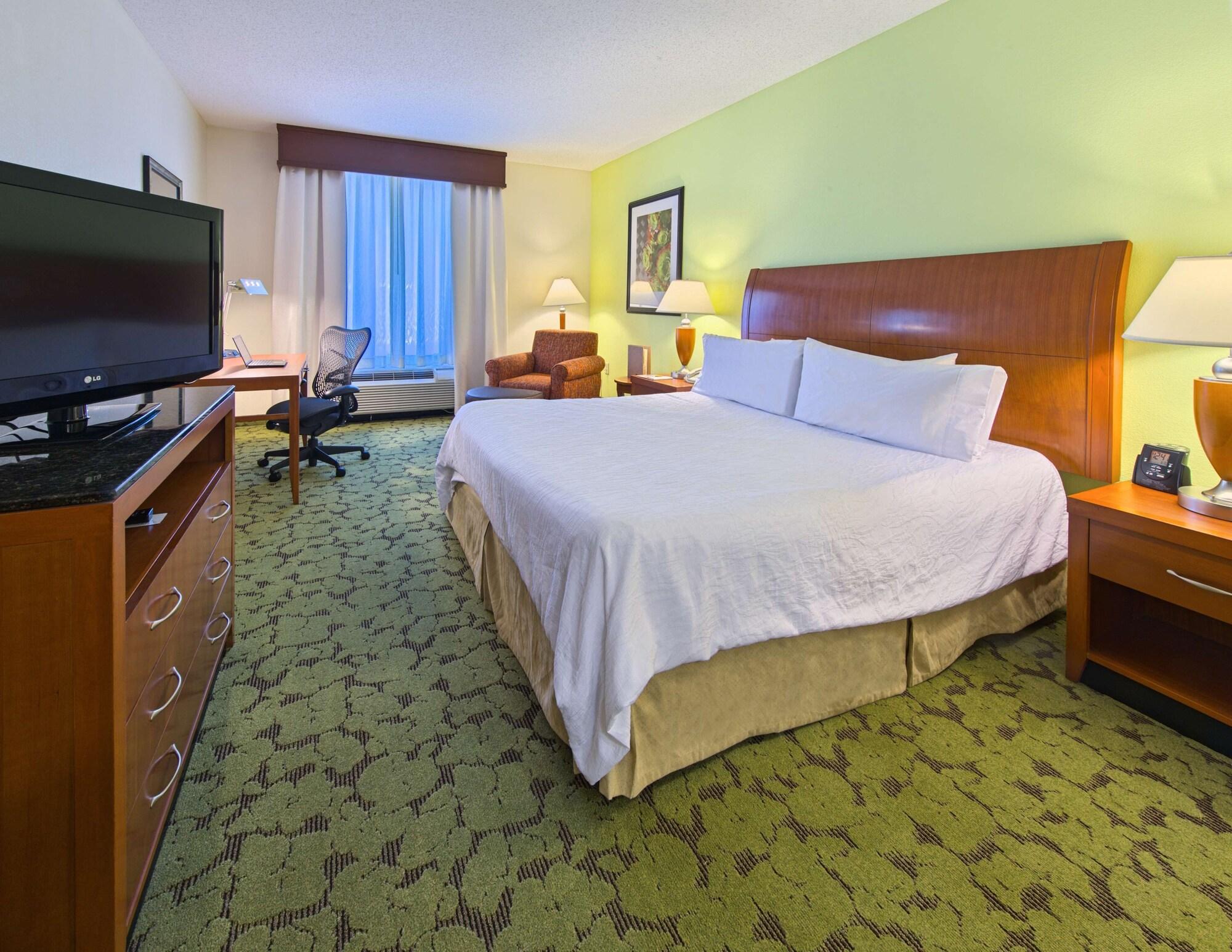 Hilton Garden Inn Tallahassee Central Exterior foto