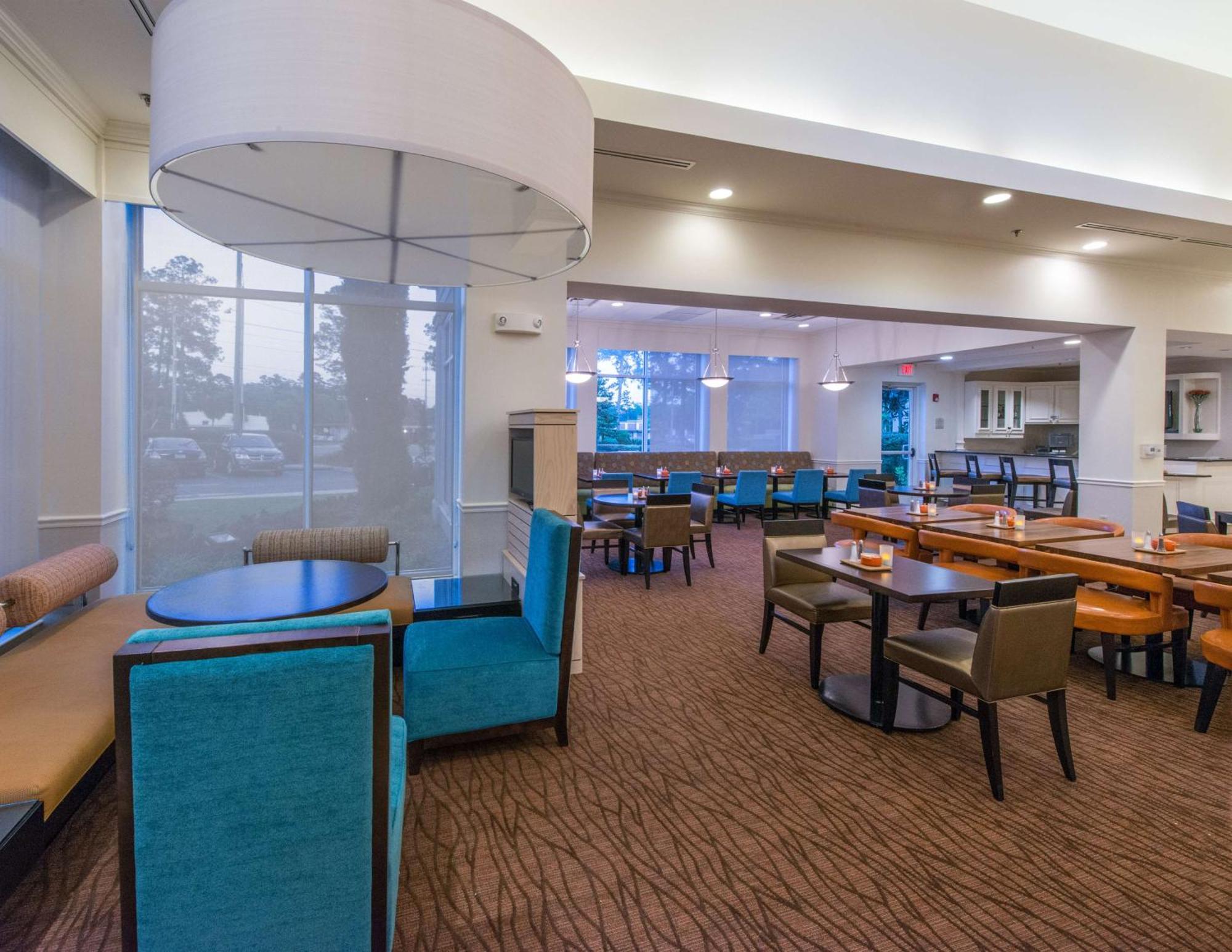 Hilton Garden Inn Tallahassee Central Exterior foto