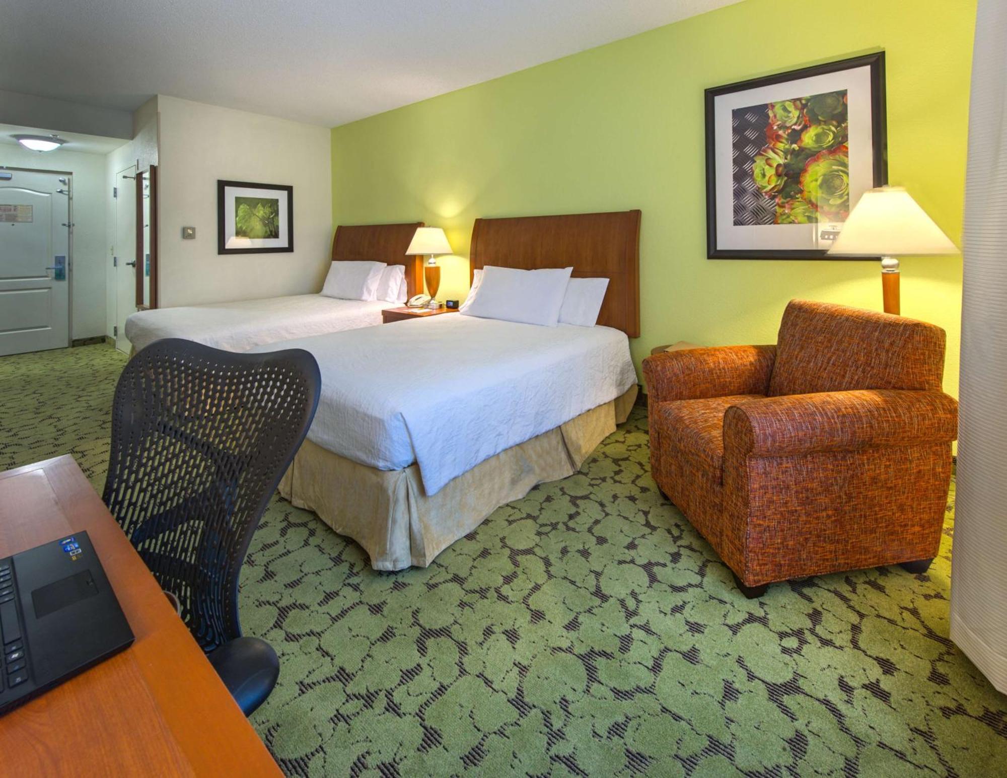 Hilton Garden Inn Tallahassee Central Exterior foto