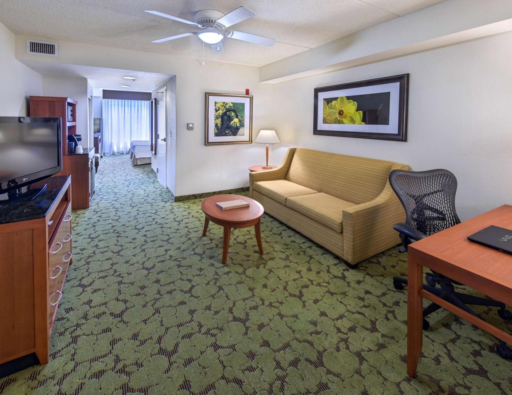 Hilton Garden Inn Tallahassee Central Exterior foto