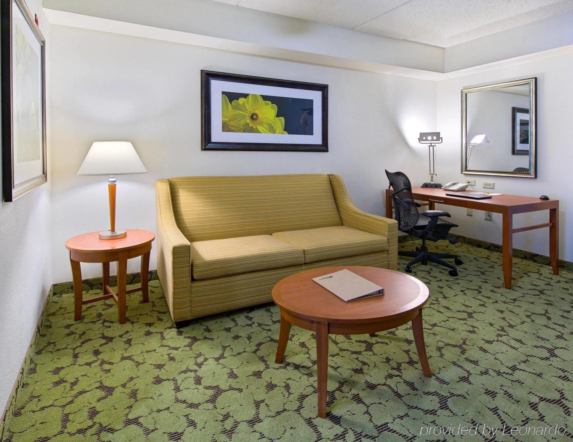 Hilton Garden Inn Tallahassee Central Exterior foto